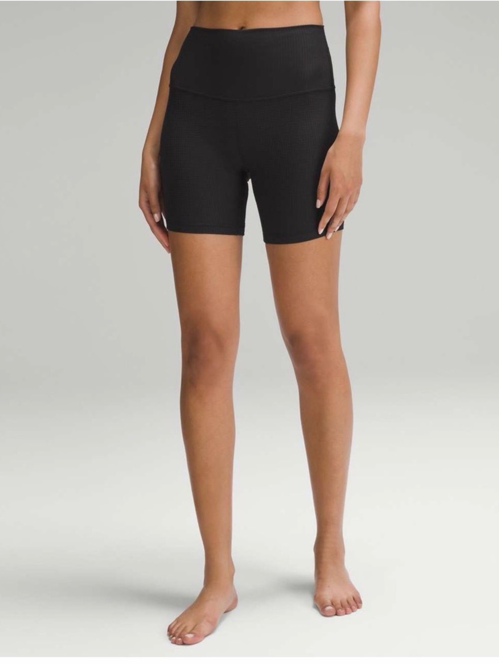 Lululemon High-Rise Yoga Short 6" *Grid Texture
Black